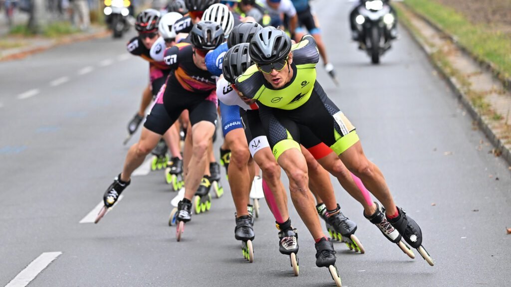 Inline skater gliding smoothly during a marathon, showcasing proper technique and endurance. Follow our survival guide for a successful and enjoyable inline skating marathon experience